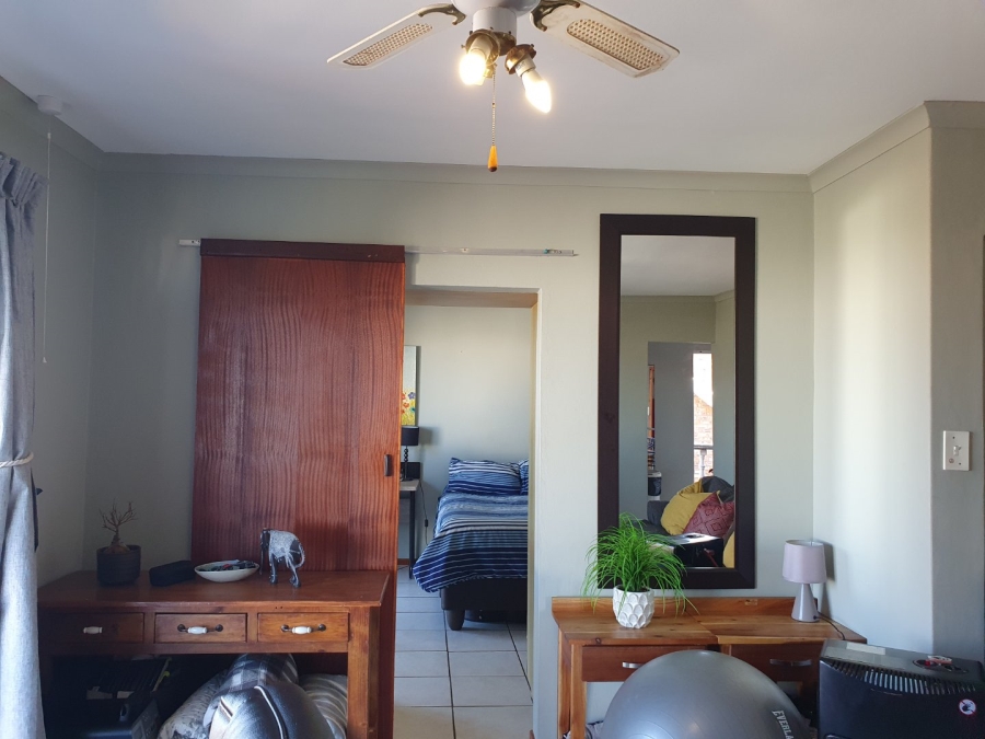 6 Bedroom Property for Sale in Hersham Western Cape